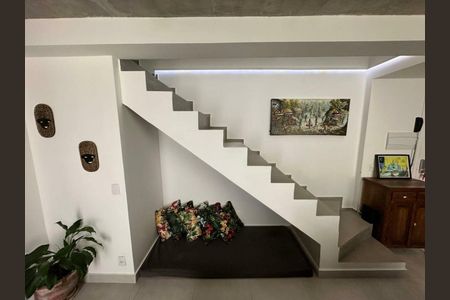 Apartamento à venda com 60m², 1 quarto e 1 vaga