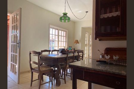 Casa à venda com 4 quartos, 330m² em Recanto do Poeta I, Lagoa Santa