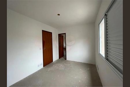 Casa à venda com 2 quartos, 68m² em Vila Polopoli, São Paulo