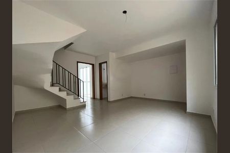 Casa à venda com 2 quartos, 68m² em Vila Polopoli, São Paulo