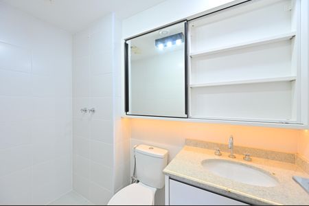 Apartamento à venda com 65m², 2 quartos e 1 vagaBanheiro da Suíte