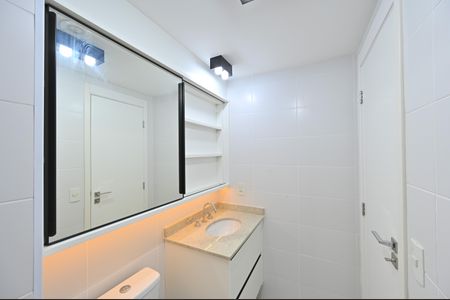 Apartamento à venda com 65m², 2 quartos e 1 vagaBanheiro Social