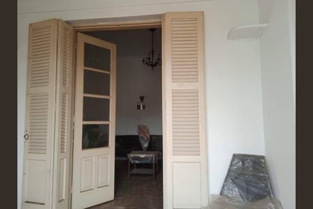 Casa à venda com 3 quartos, 220m² em Jardim da Saúde, São Paulo