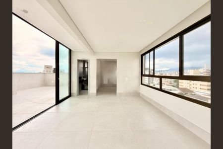 Apartamento à venda com 186m², 3 quartos e 4 vagas