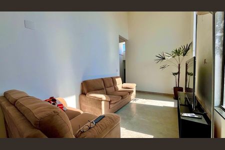 Casa para alugar com 2 quartos, 170m² em Quintas do Ingaí, Barueri