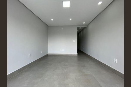 Casa à venda com 2 quartos, 105m² em Vila Santa Edwiges, São Paulo