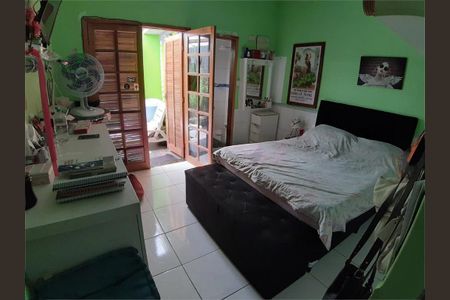 Casa à venda com 4 quartos, 198m² em Vila Mazzei, São Paulo
