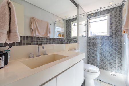 Apartamento à venda com 138m², 4 quartos e 3 vagas