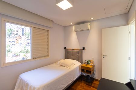 Apartamento à venda com 138m², 4 quartos e 3 vagas