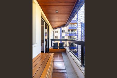 Apartamento à venda com 138m², 4 quartos e 3 vagas