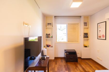 Apartamento à venda com 138m², 4 quartos e 3 vagas