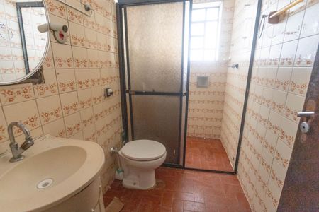 Casa para alugar com 200m², 2 quartos e 2 vagas Casa para alugar com 200m², 2 quartos e 2 vagasBanheiro