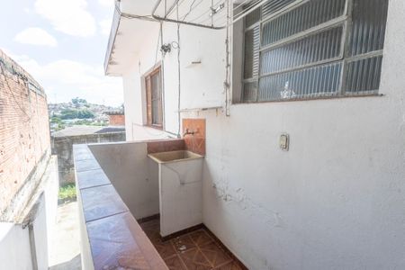 Casa para alugar com 200m², 2 quartos e 2 vagas Casa para alugar com 200m², 2 quartos e 2 vagasÁrea de serviço