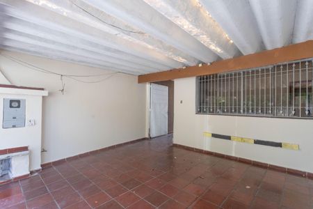 Casa para alugar com 200m², 2 quartos e 2 vagas Casa para alugar com 200m², 2 quartos e 2 vagasGaragem