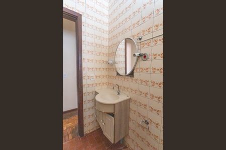 Casa para alugar com 200m², 2 quartos e 2 vagas Casa para alugar com 200m², 2 quartos e 2 vagasBanheiro