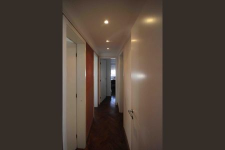 Apartamento à venda com 133m², 3 quartos e 2 vagasCorredor