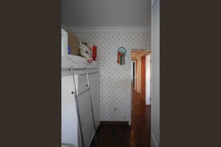 Apartamento à venda com 133m², 3 quartos e 2 vagas Apartamento à venda com 133m², 3 quartos e 2 vagasQuarto 02