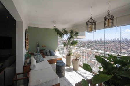 Apartamento à venda com 133m², 3 quartos e 2 vagas Apartamento à venda com 133m², 3 quartos e 2 vagasVaranda