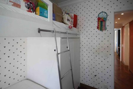 Apartamento à venda com 133m², 3 quartos e 2 vagas Apartamento à venda com 133m², 3 quartos e 2 vagasQuarto 02