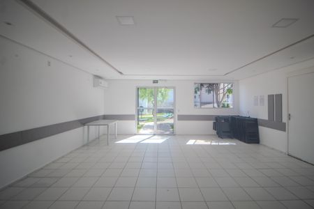 Apartamento para alugar com 45m², 2 quartos e 1 vagaÁrea comum - Salão de festas
