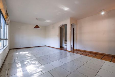 Sala de casa para alugar com 3 quartos, 300m² em Pinheiros, São Paulo