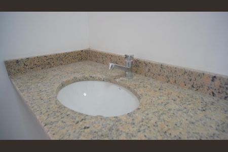 Apartamento à venda com 82m², 3 quartos e 1 vagaBanheiro 2