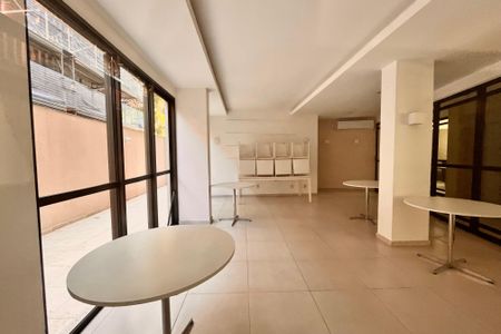 Apartamento para alugar com 107m², 3 quartos e 2 vagas Apartamento para alugar com 107m², 3 quartos e 2 vagasÁrea comum - Salão de festas