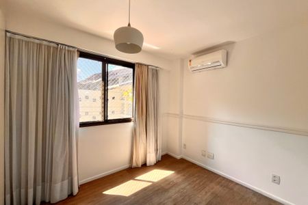 Apartamento para alugar com 107m², 3 quartos e 2 vagas Apartamento para alugar com 107m², 3 quartos e 2 vagasQuarto 2