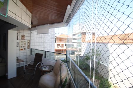 Apartamento à venda com 164m², 3 quartos e 4 vagasSala - Varanda