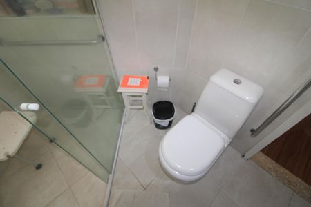 Apartamento à venda com 164m², 3 quartos e 4 vagasQuarto 2 - Banheiro