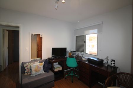 Apartamento à venda com 164m², 3 quartos e 4 vagasQuarto 4