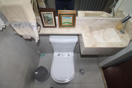 Apartamento à venda com 164m², 3 quartos e 4 vagasQuarto 4 - Banheiro