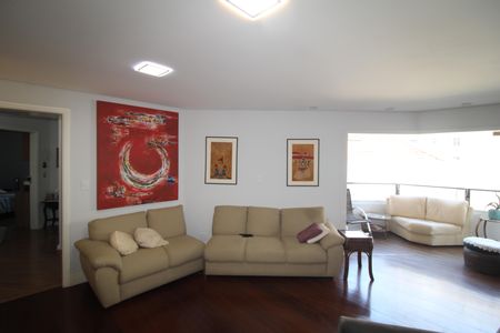 Apartamento à venda com 164m², 3 quartos e 4 vagasSala