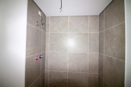 Banheiro de kitnet/studio à venda com 1 quarto, 28m² em Brooklin, São Paulo