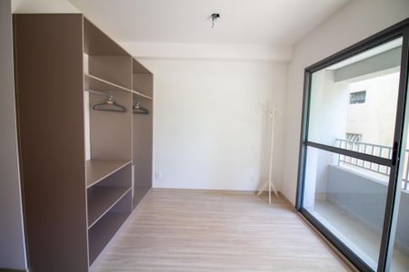 Studio à venda com 28m², 1 quarto e sem vagaSala / Quarto - Studio
