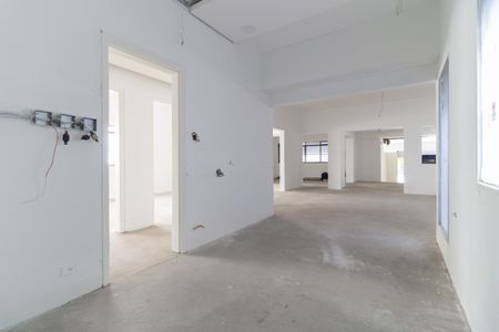 Casa para alugar com 517m², 3 quartos e 4 vagas Casa para alugar com 517m², 3 quartos e 4 vagasSala