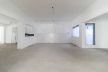 Casa para alugar com 517m², 3 quartos e 4 vagas Casa para alugar com 517m², 3 quartos e 4 vagasSala