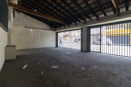 Casa para alugar com 517m², 3 quartos e 4 vagas Casa para alugar com 517m², 3 quartos e 4 vagasGaragem