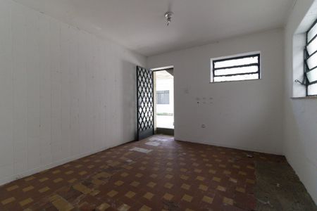 Casa para alugar com 517m², 3 quartos e 4 vagas Casa para alugar com 517m², 3 quartos e 4 vagasQuarto