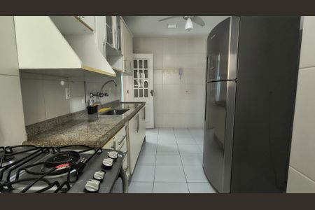 Apartamento à venda com 84m², 2 quartos e 2 vagasCozinha e Área de Serviço 
