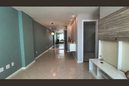 Sala de apartamento para alugar com 2 quartos, 84m² em Recreio dos Bandeirantes, Rio de Janeiro