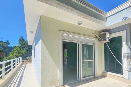 Casa de condomínio para alugar com 830m², 3 quartos e 4 vagas