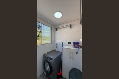 Apartamento à venda com 50m², 2 quartos e 1 vaga Apartamento à venda com 50m², 2 quartos e 1 vagaCozinha e Área de Serviço