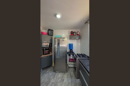 Apartamento à venda com 50m², 2 quartos e 1 vaga Apartamento à venda com 50m², 2 quartos e 1 vagaCozinha e Área de Serviço