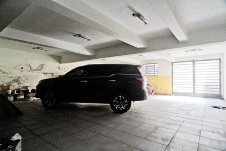 Casa à venda com 400m², 4 quartos e 8 vagasGaragem