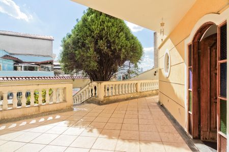 Casa à venda com 400m², 4 quartos e 8 vagasÁrea externa