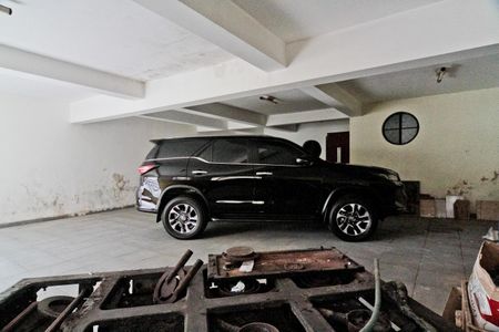 Casa à venda com 400m², 4 quartos e 8 vagasGaragem