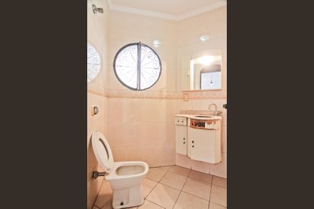 Casa à venda com 400m², 4 quartos e 8 vagasLavabo