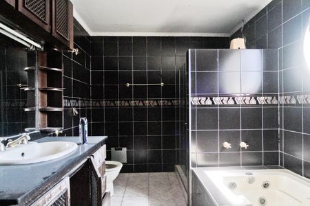 Casa à venda com 400m², 4 quartos e 8 vagasBanheiro