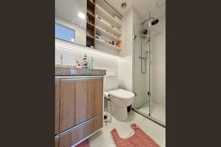 Apartamento à venda com 64m², 2 quartos e 1 vagaSuíte